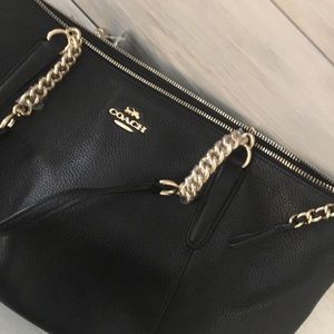 Coach Purse. NWT.